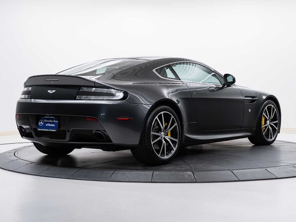 2014 Aston Martin V8 Vantage Coupe RWD photo 8