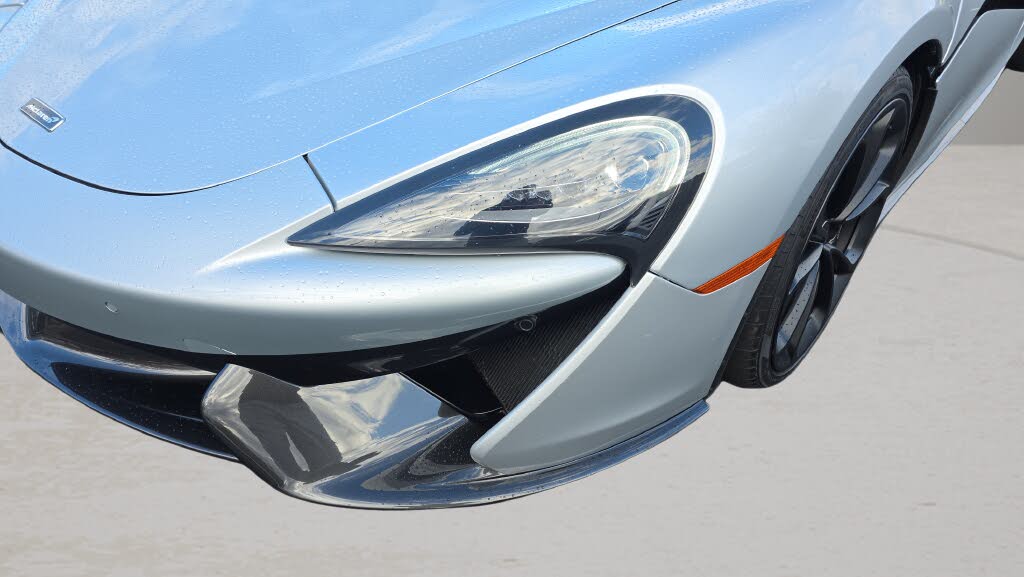 2018 McLaren 570S Spider RWD photo 9