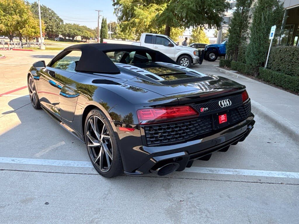 2023 Audi R8 V10 Performance Spyder RWD photo 7 of 8