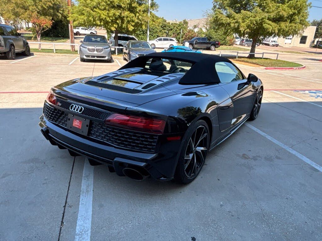 2023 Audi R8 V10 Performance Spyder RWD photo 8 of 8