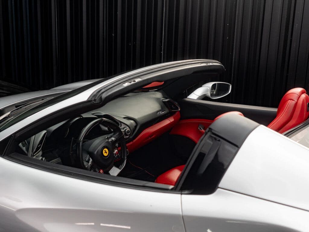 2017 Ferrari 488 Spider RWD photo 23