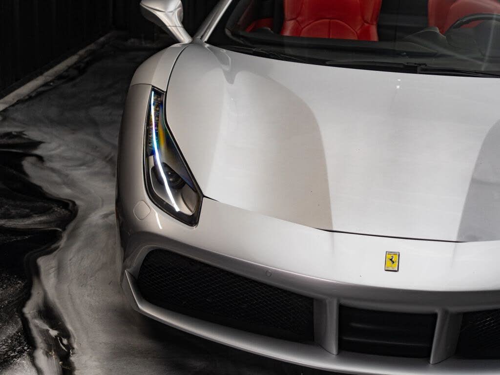 2017 Ferrari 488 Spider RWD photo 8