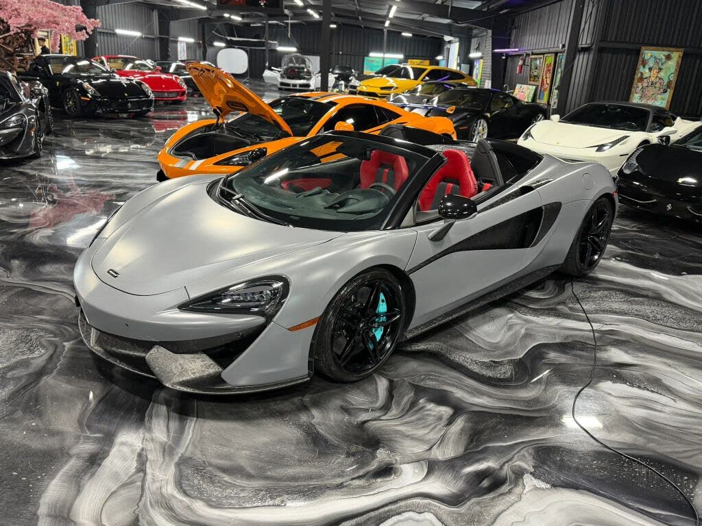 2020 McLaren 570S Spider RWD photo 4