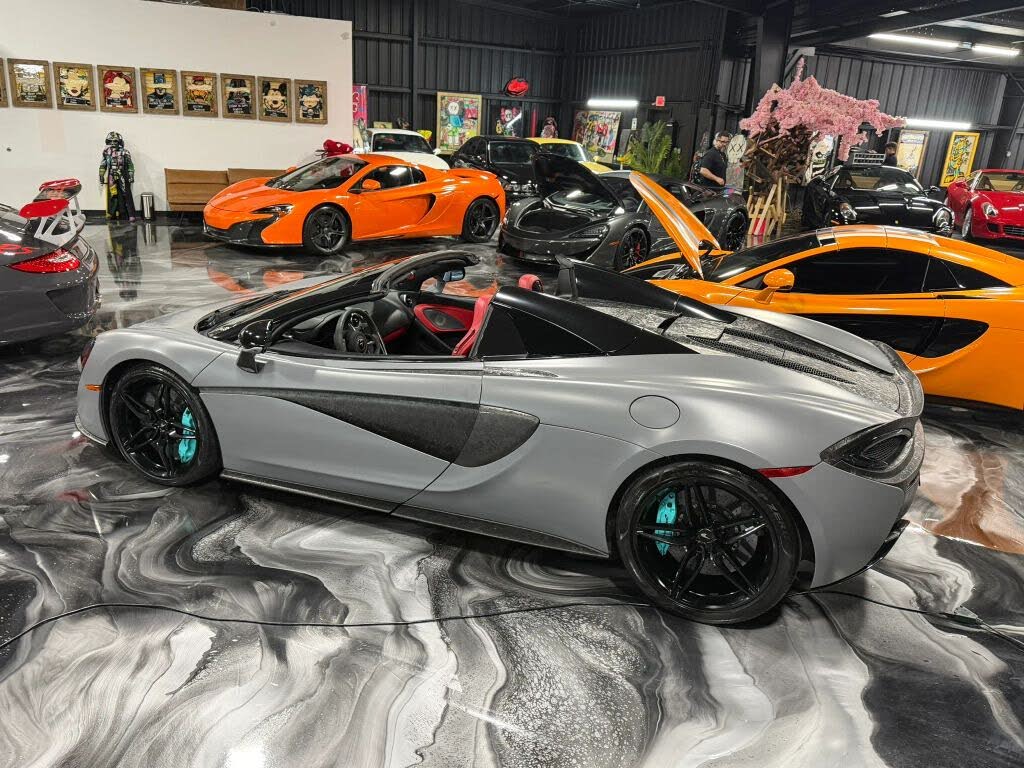2020 McLaren 570S Spider RWD photo 5