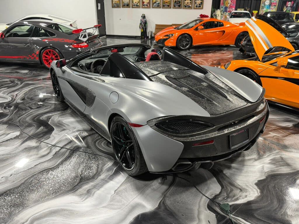 2020 McLaren 570S Spider RWD photo 6