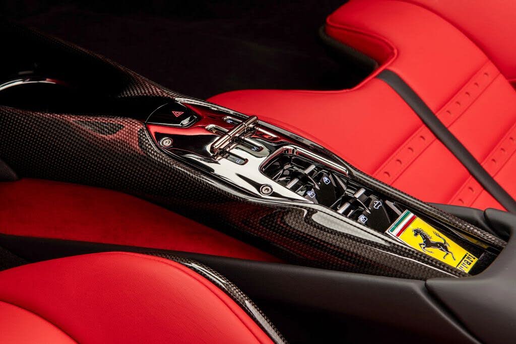 2024 Ferrari 296 GTS RWD photo 24