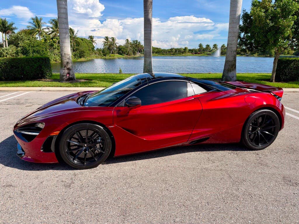 2020 McLaren 720S Spider RWD photo 2