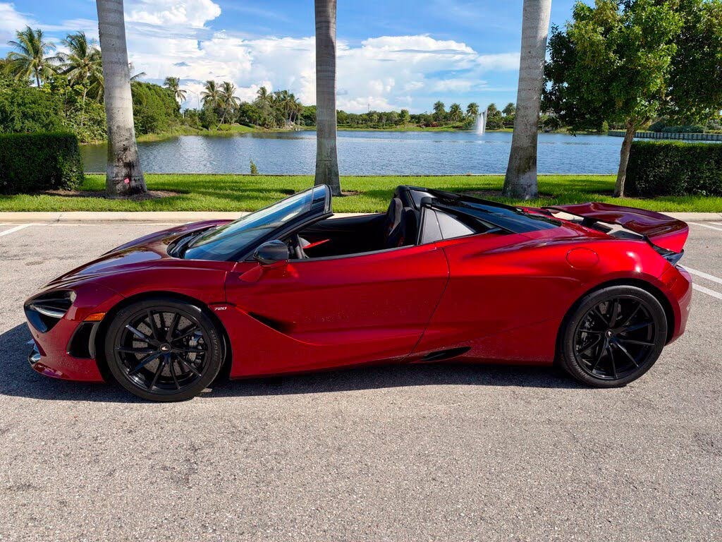 2020 McLaren 720S Spider RWD photo 11