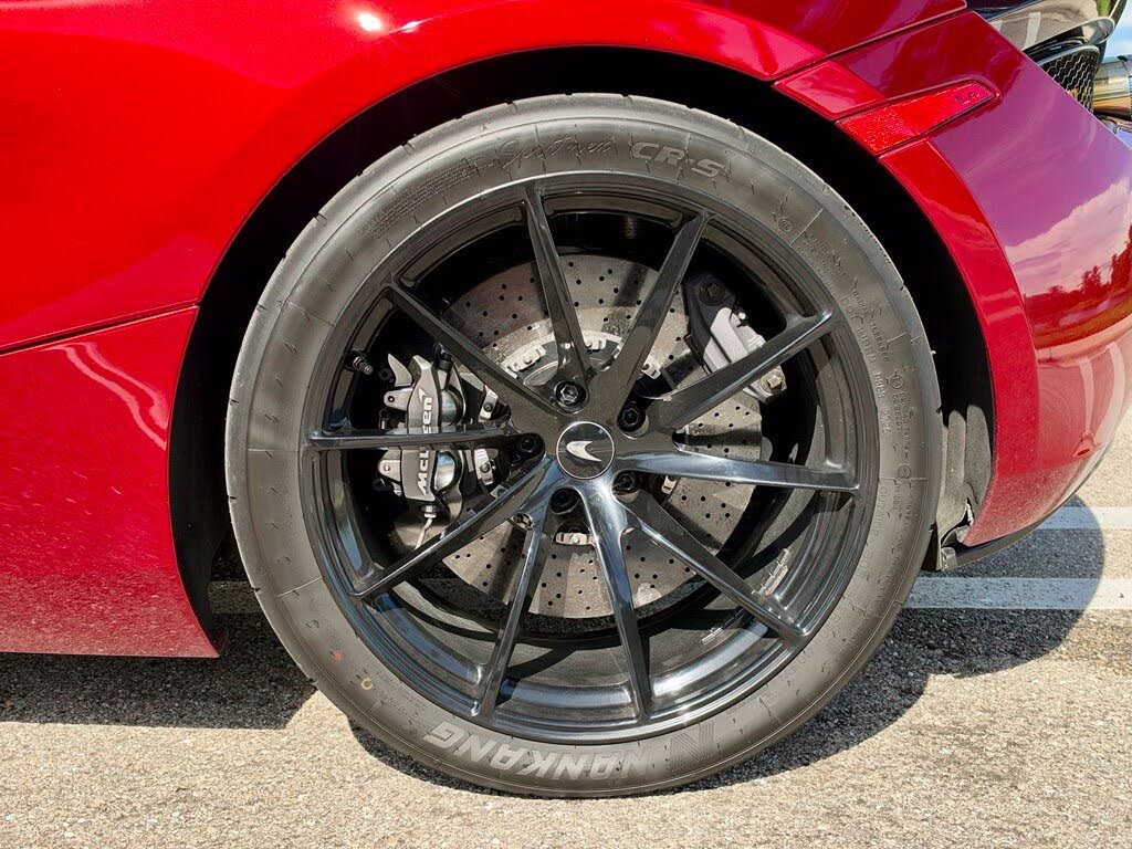 2020 McLaren 720S Spider RWD photo 18