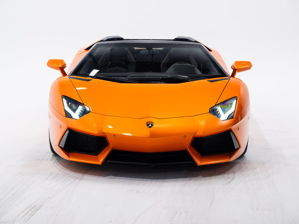 2016 Lamborghini Aventador LP 700-4 Coupe AWD photo 8