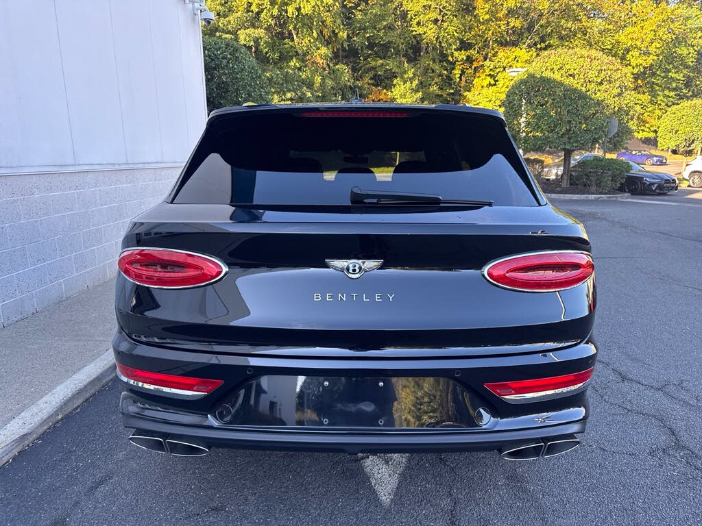 2022 Bentley Bentayga V8 AWD photo 3