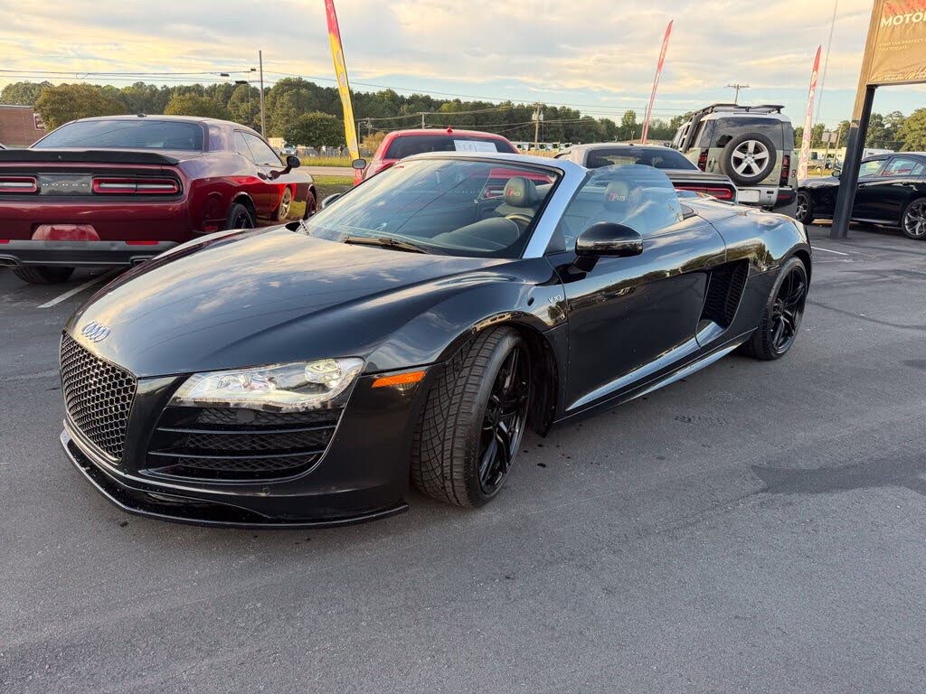 2011 Audi R8 5.2 quattro Spyder AWD photo 4 of 24