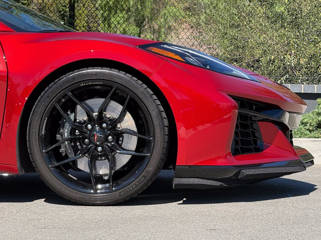 2026 Chevrolet Corvette Z06 1LZ Coupe RWD photo 12
