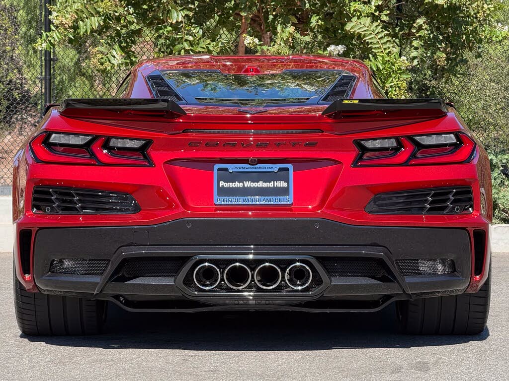 2026 Chevrolet Corvette Z06 1LZ Coupe RWD photo 6