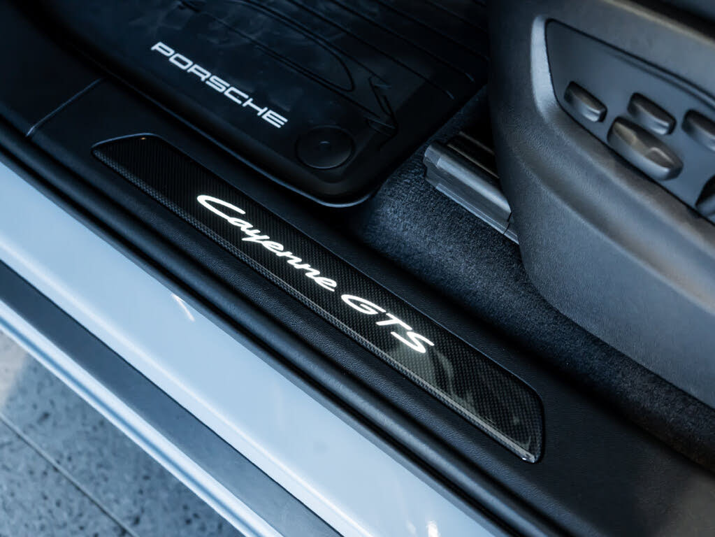 2026 Porsche Cayenne Coupe GTS AWD photo 14