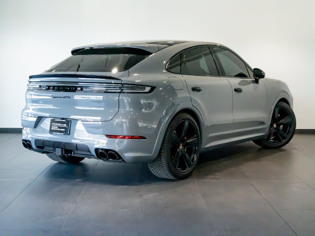 2026 Porsche Cayenne Coupe GTS AWD photo 7