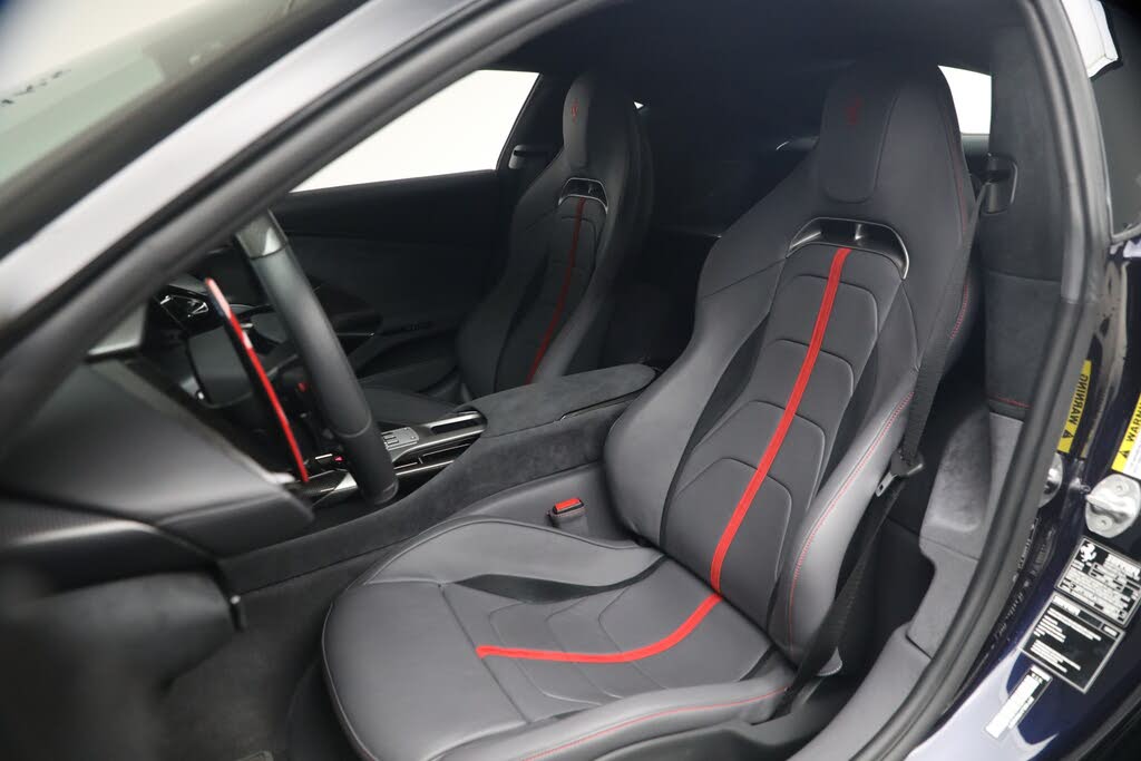 2025 Ferrari 12Cilindri Coupe RWD photo 14