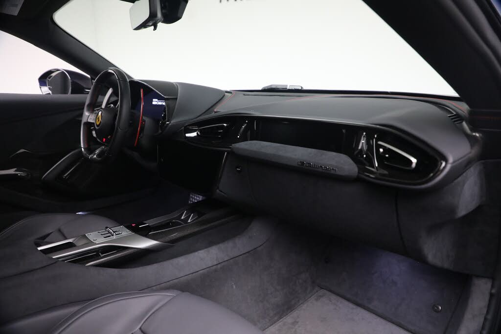 2025 Ferrari 12Cilindri Coupe RWD photo 19