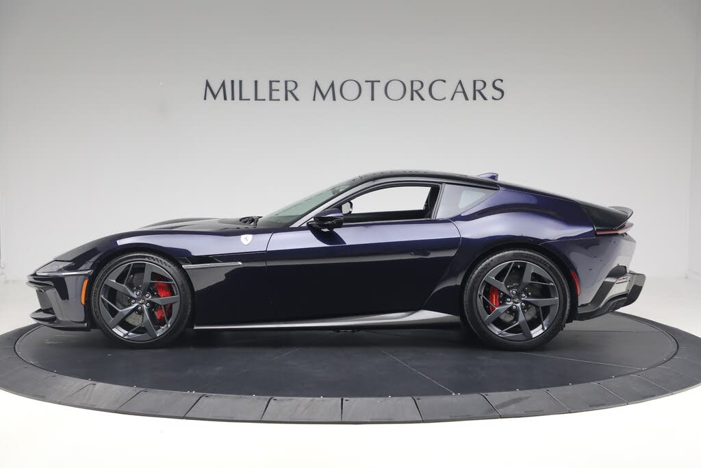 2025 Ferrari 12Cilindri Coupe RWD photo 3
