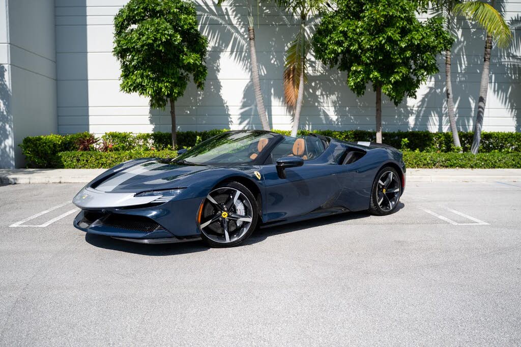 2023 Ferrari SF90 Spider AWD photo 2