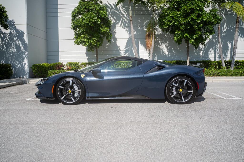 2023 Ferrari SF90 Spider AWD photo 4