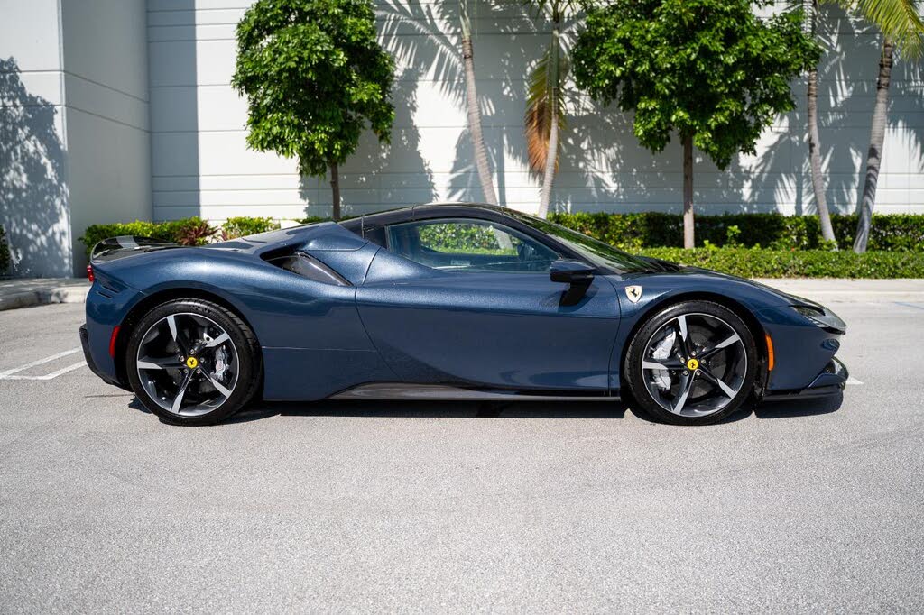 2023 Ferrari SF90 Spider AWD photo 6