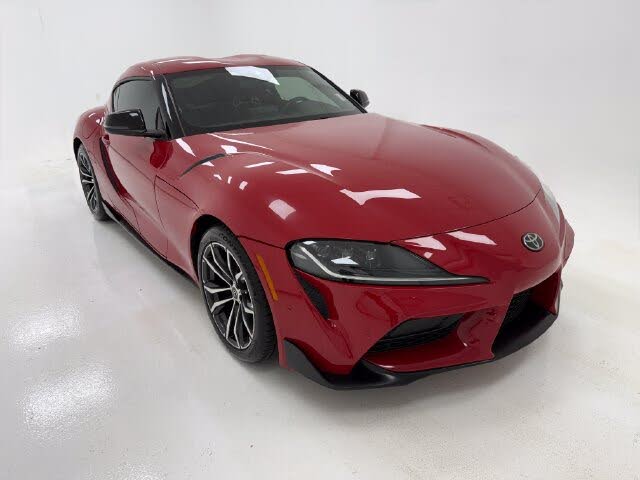 2021 Toyota Supra 2.0 RWD photo 2 of 24