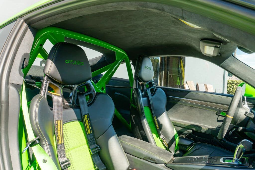 2019 Porsche 911 GT3 RS Coupe RWD photo 12