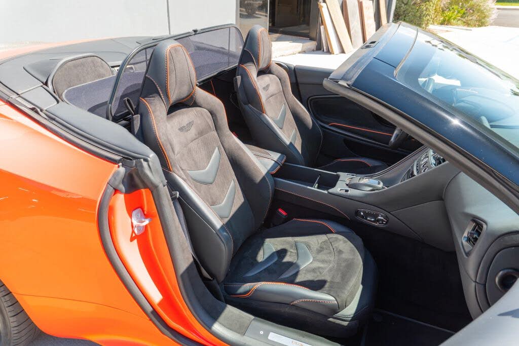 2023 Aston Martin DBS Superleggera Volante RWD photo 14