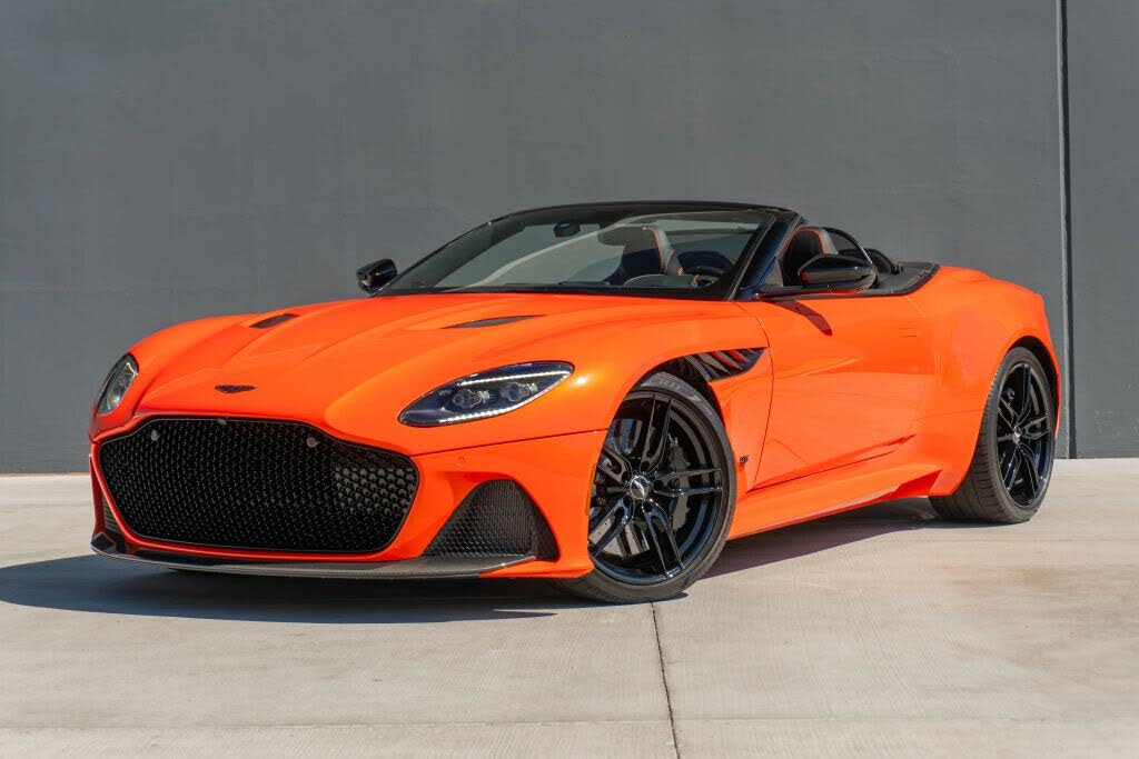 2023 Aston Martin DBS Superleggera Volante RWD photo 4