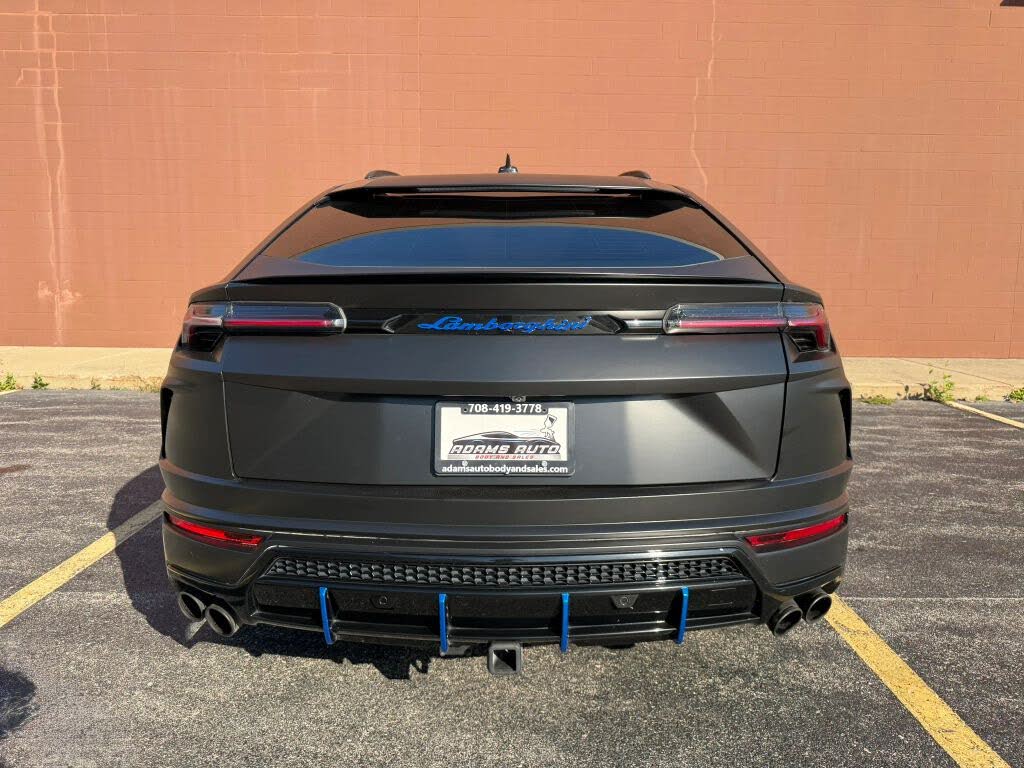 2019 Lamborghini Urus 4WD photo 9