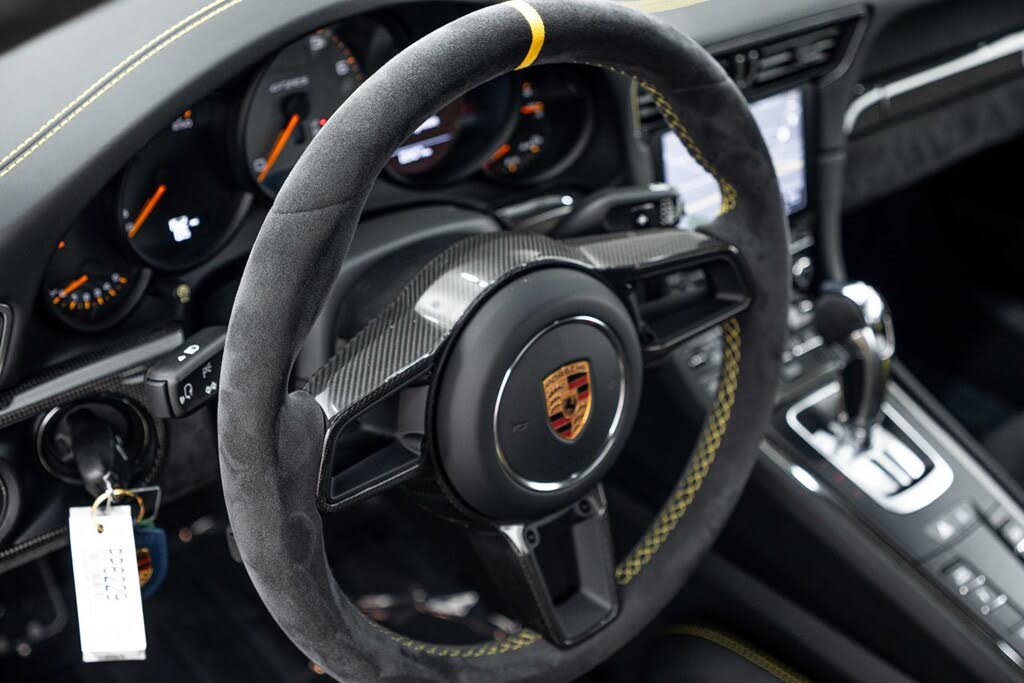 2018 Porsche 911 GT2 RS Coupe RWD photo 20