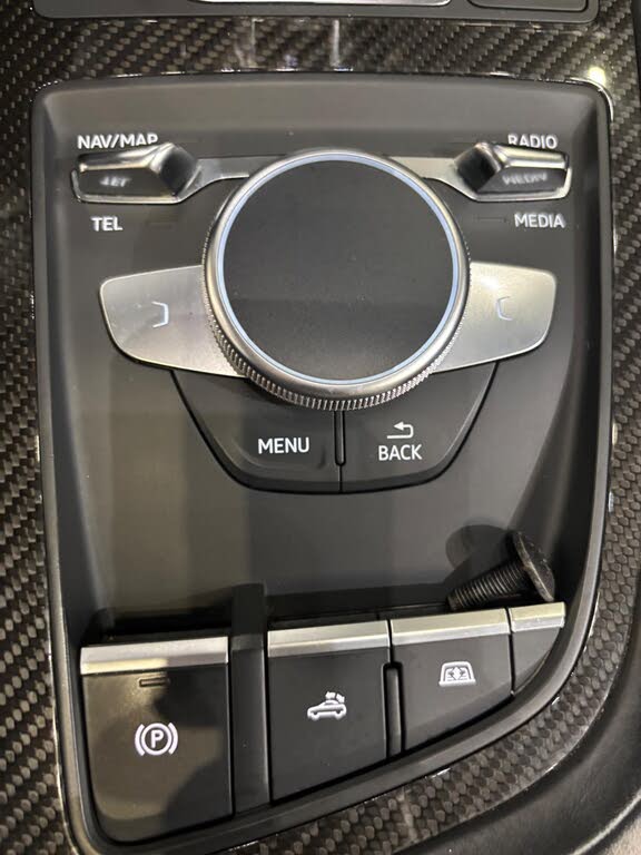 2017 Audi R8 quattro V10 Spyder AWD photo 22 of 24