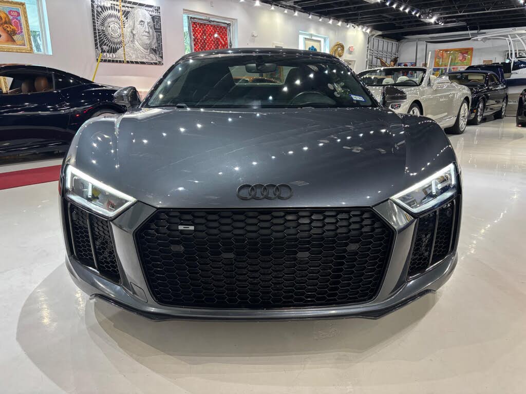 2017 Audi R8 quattro V10 Spyder AWD photo 9 of 24