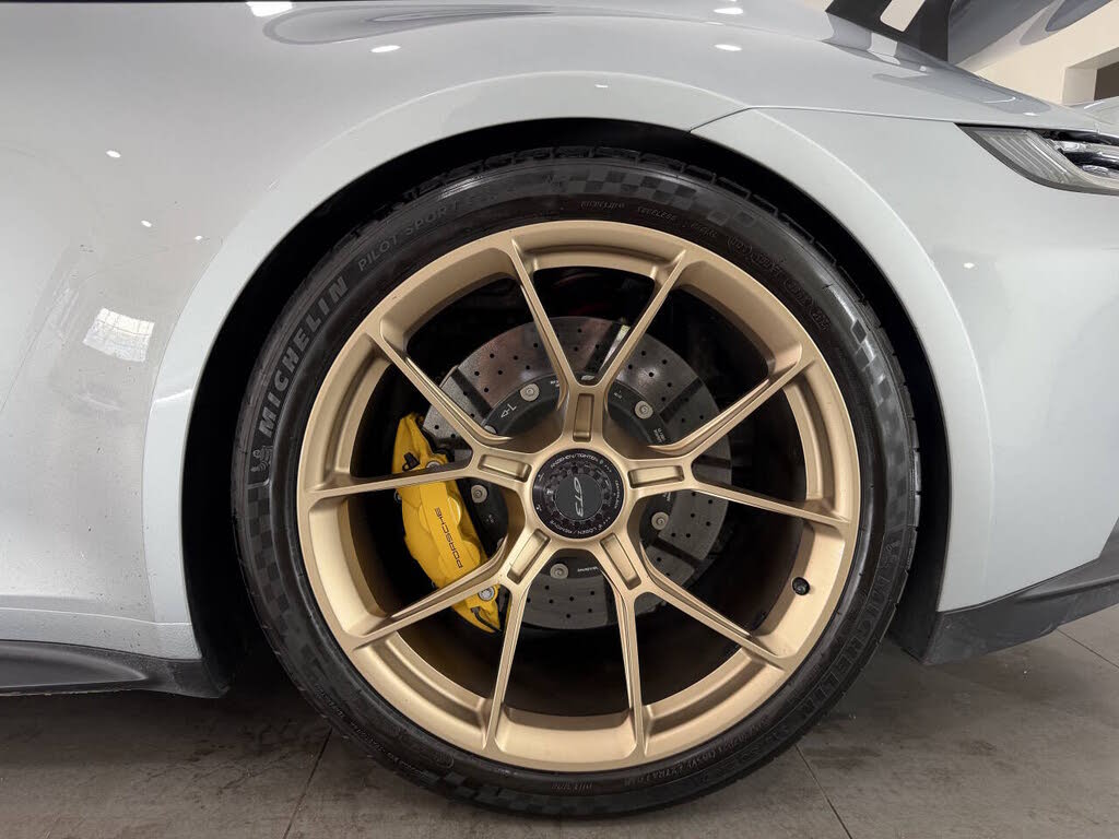 2022 Porsche 911 GT3 Coupe RWD photo 5