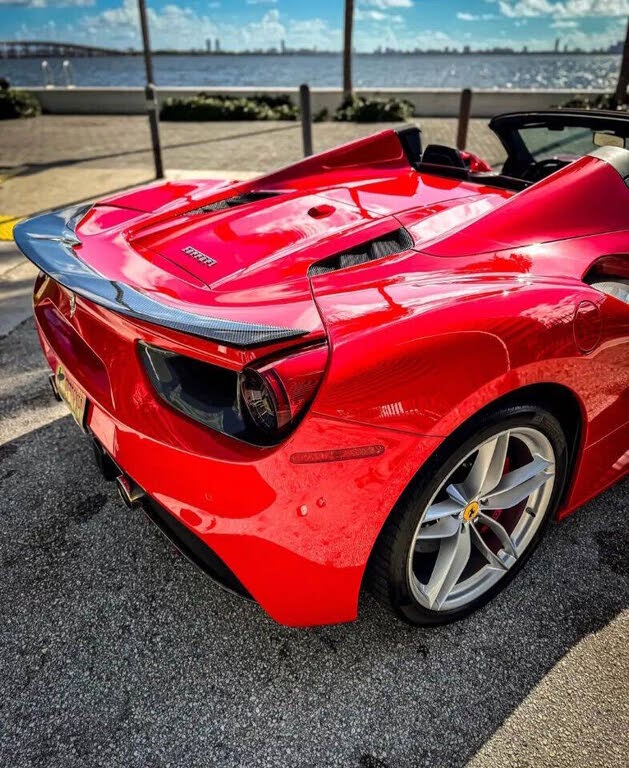 2018 Ferrari 488 Spider RWD photo 12
