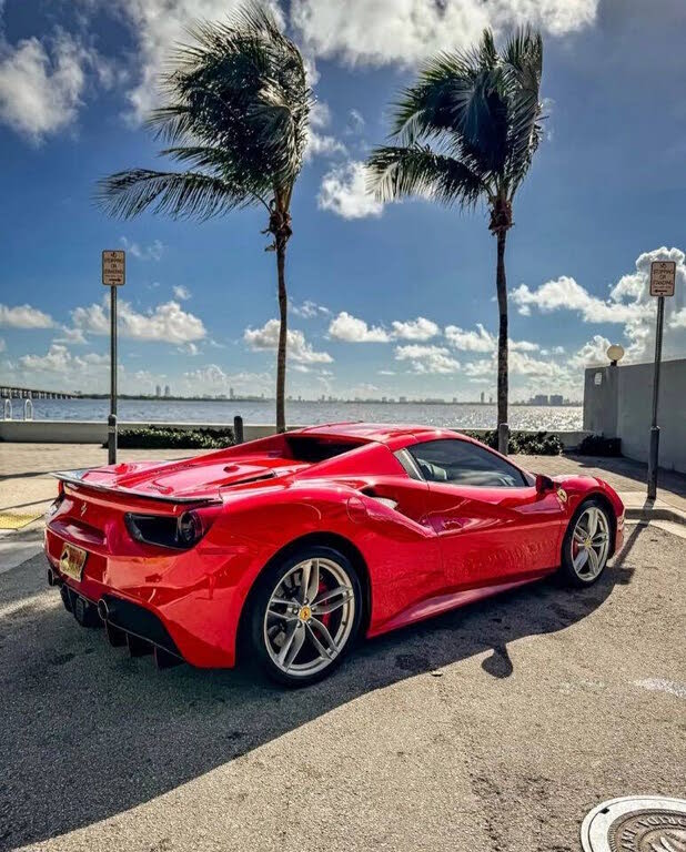 2018 Ferrari 488 Spider RWD photo 13