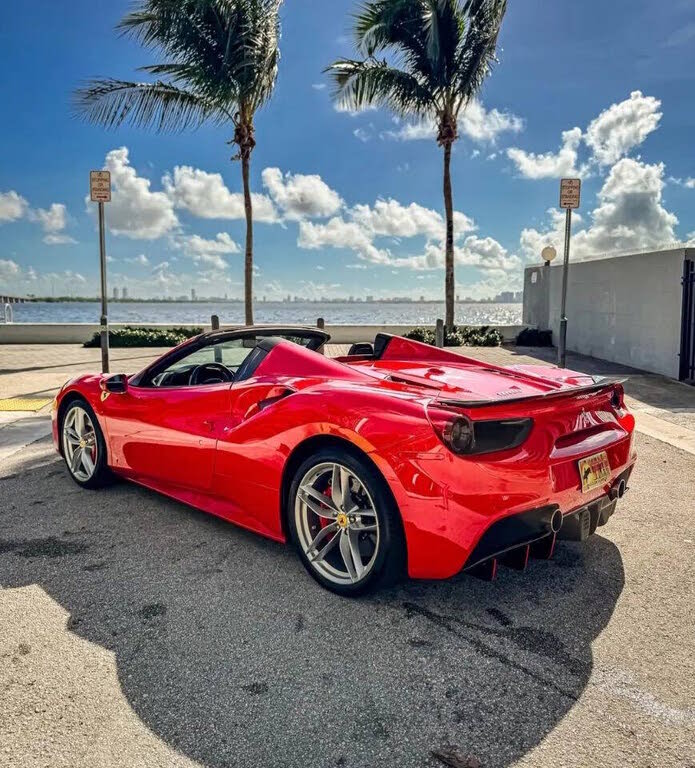 2018 Ferrari 488 Spider RWD photo 15