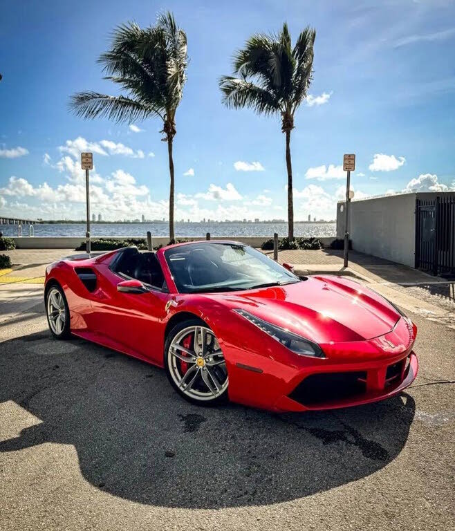 2018 Ferrari 488 Spider RWD photo 10