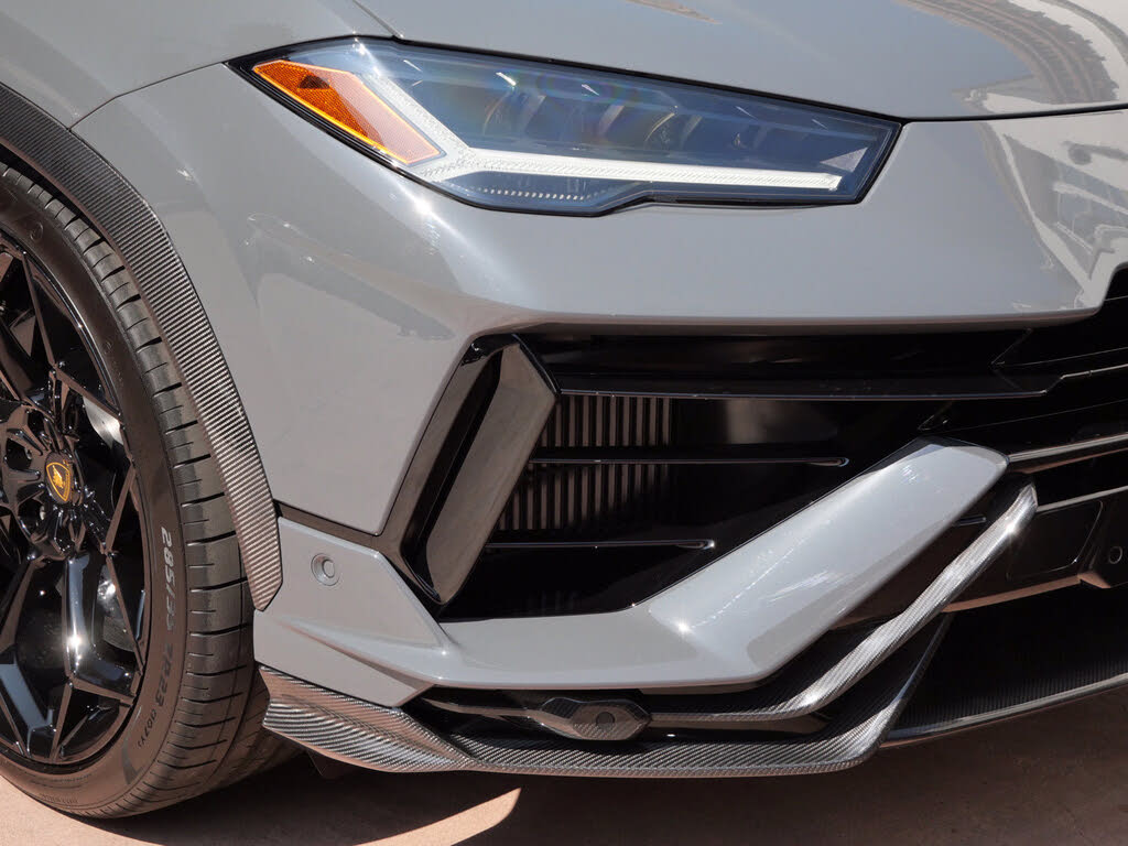2024 Lamborghini Urus Performante AWD photo 19
