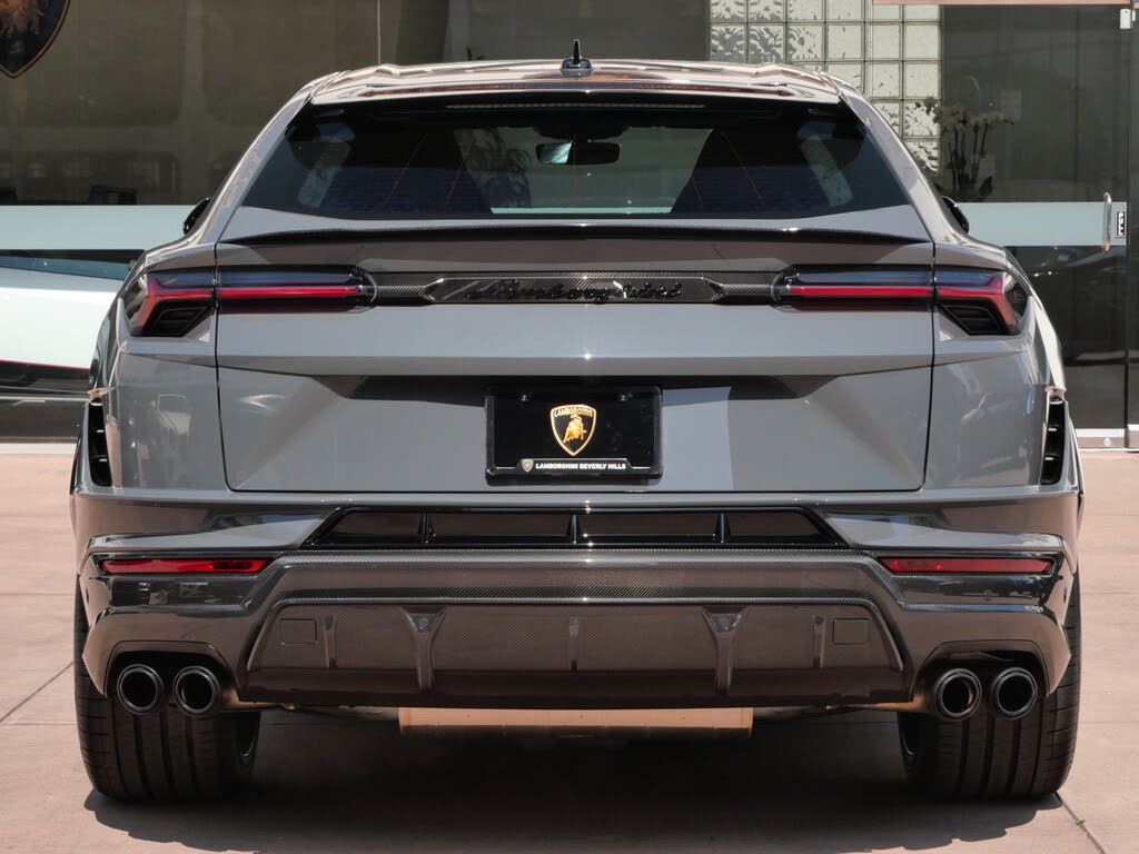 2024 Lamborghini Urus Performante AWD photo 4