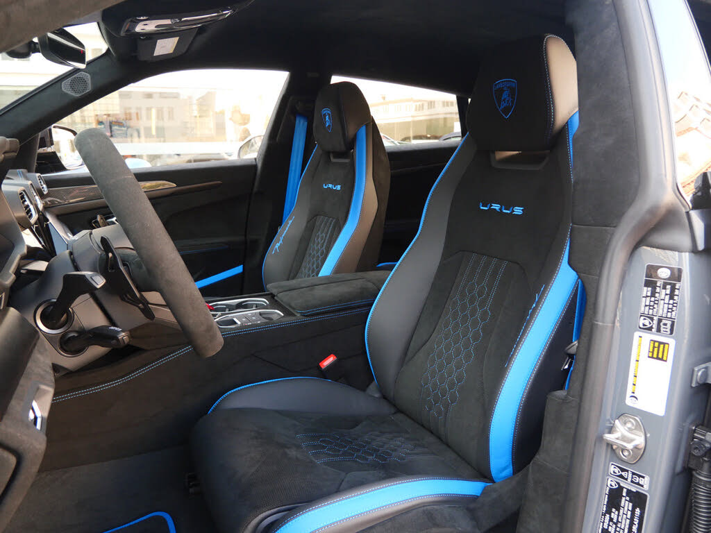 2024 Lamborghini Urus Performante AWD photo 6