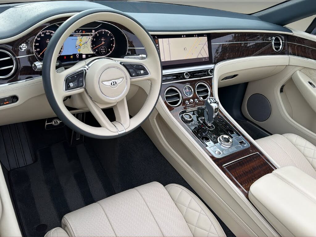2022 Bentley Continental GTC V8 AWD photo 17