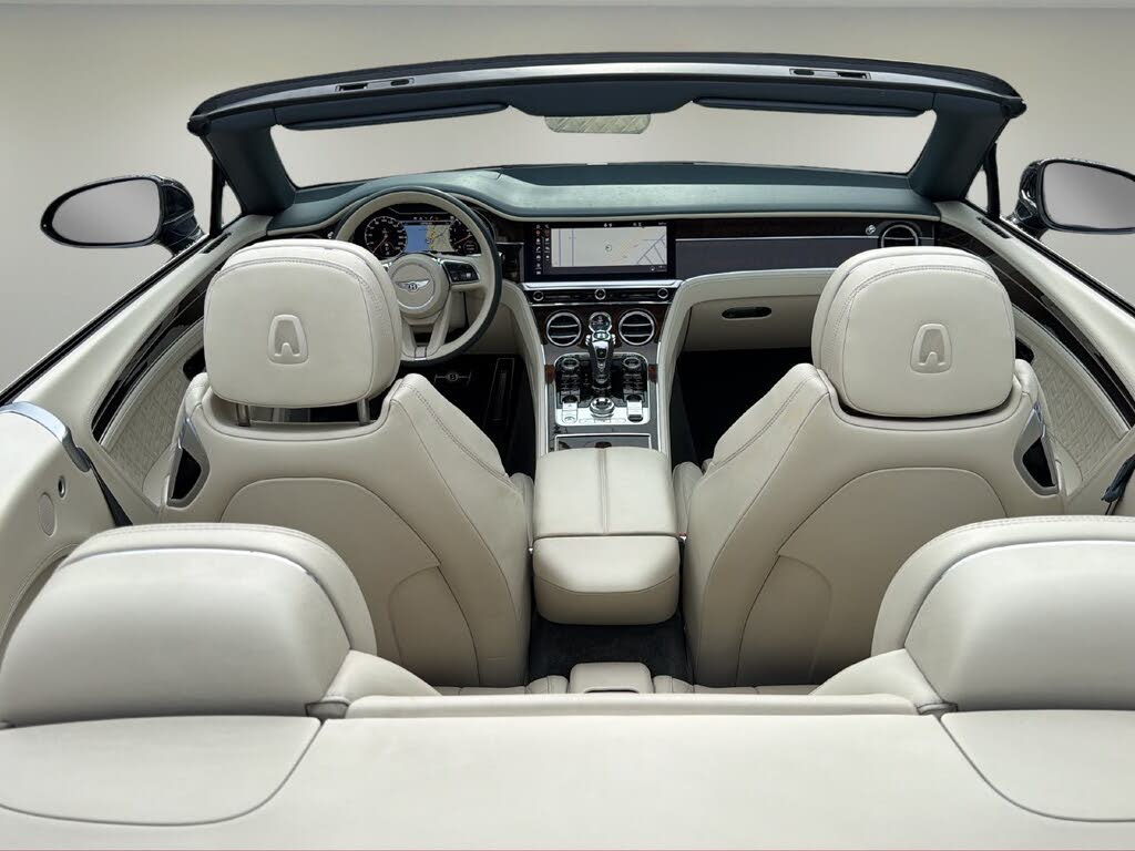 2022 Bentley Continental GTC V8 AWD photo 18