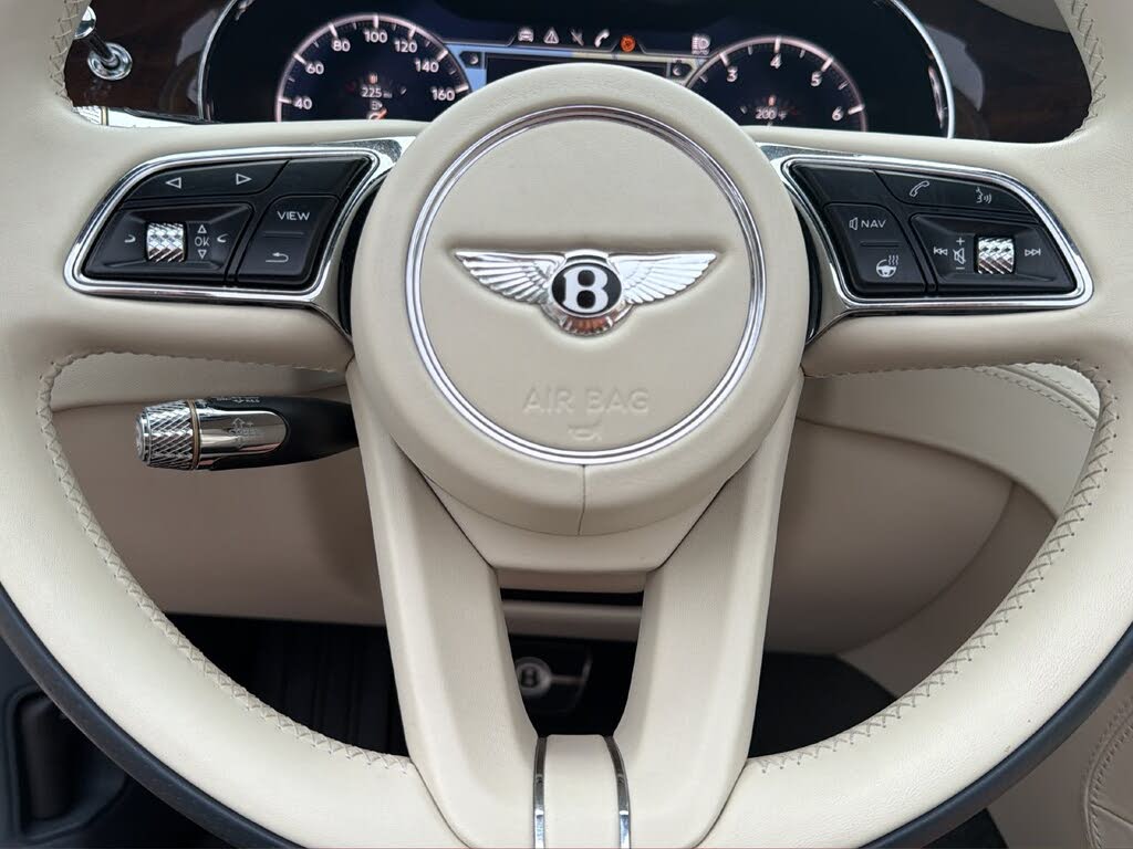 2022 Bentley Continental GTC V8 AWD photo 24