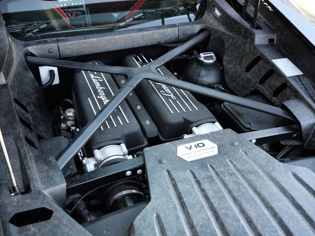 2016 Lamborghini Huracan LP 580-2 photo 20