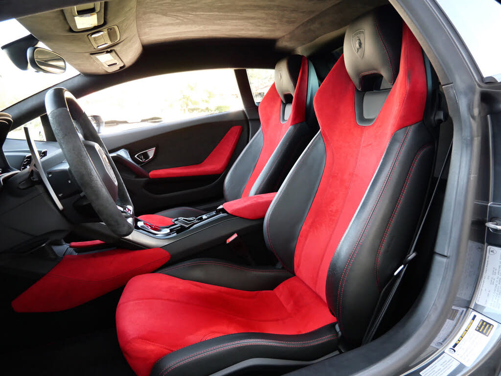 2016 Lamborghini Huracan LP 580-2 photo 6