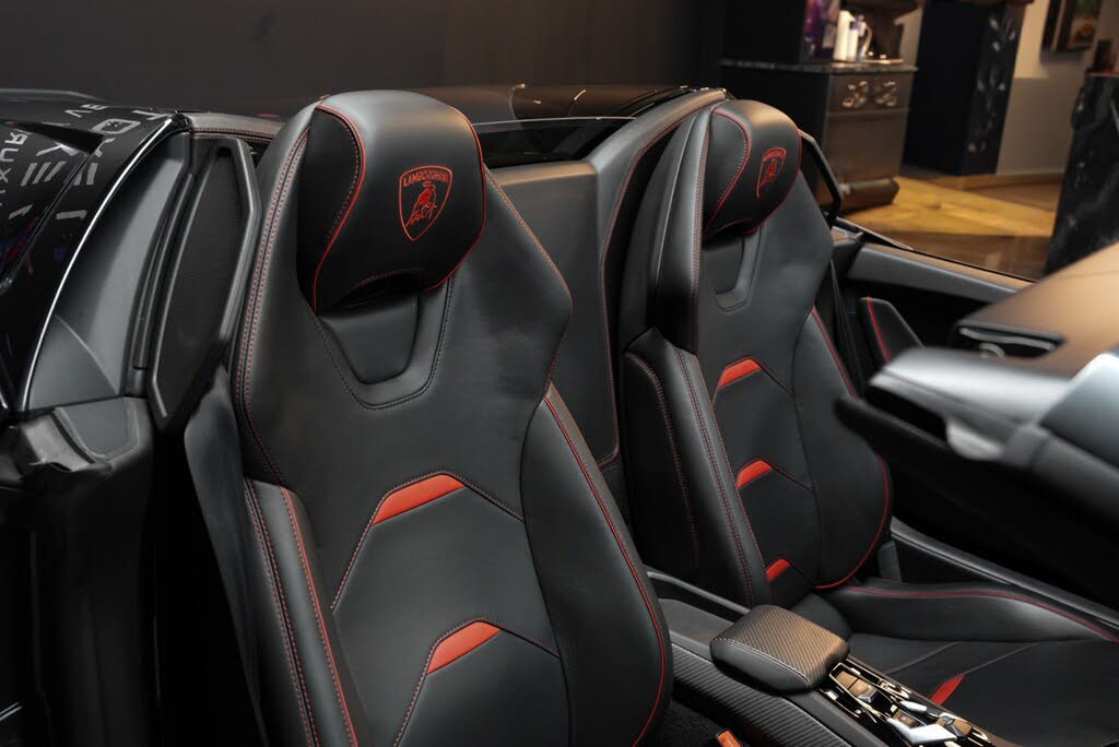 2020 Lamborghini Huracan photo 11