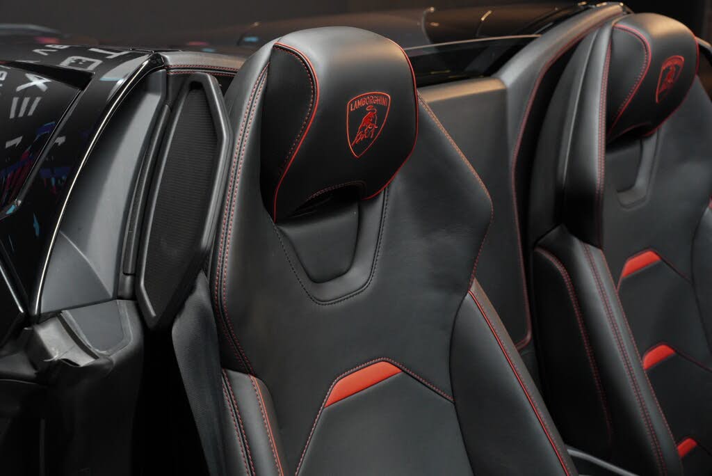 2020 Lamborghini Huracan photo 12