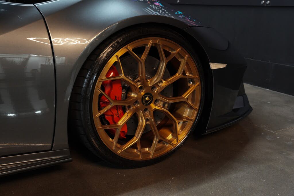 2020 Lamborghini Huracan photo 20